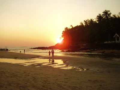a beautiful sunset - This is a picture of a beautiful sunset scene in one of the beaches in Goa,India