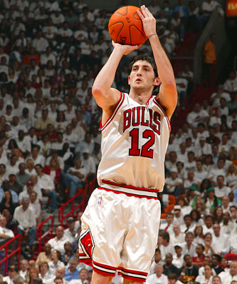 Bob rousta  - Bob Rousta of chicago Bulls