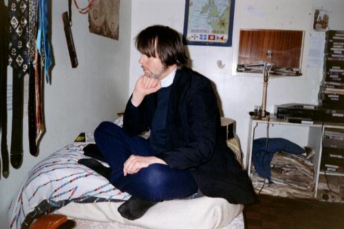 Chilling at home; not expecting anyone - Photo, 2002