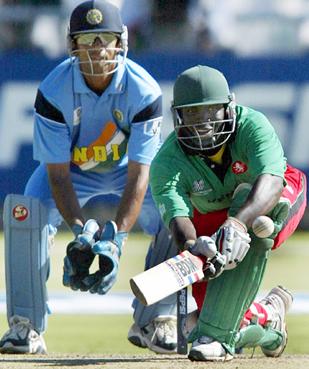 Cricket hit the ball - cricket hit the ball