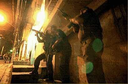Military Police_Brasil_Rio de Janeiro Night - Military Police_Brasil_Rio de Janeiro Night