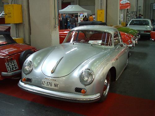 Porsche 356 - Nice silver Porsche 356 in the Automotoretrò (Turin, Italy)