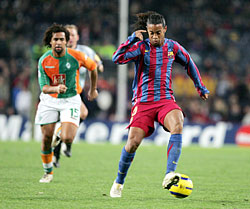 I love this game! - I know many of you are football lover's,but they dont wnt to show it,why?