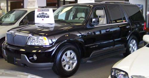 My Dream SUV - Lincoln Navagator! yeah baby!