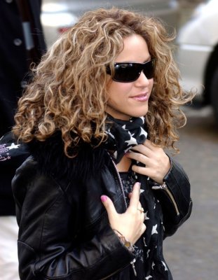 Shakira - Arriving at the Riverside Studios, London (UK) on January 28, 2006