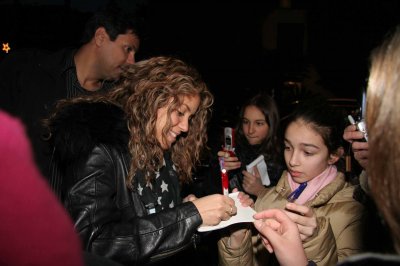 Shakira - Arriving in Sanremo, Italy on March 2nd 2006