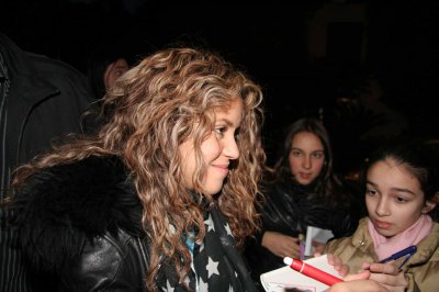 Shakira - Arriving in Sanremo, Italy on March 2nd 2006