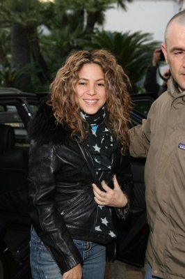 Shakira - Arriving in Sanremo, Italy on March 2nd 2006