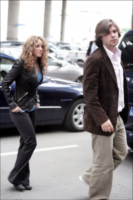 Shakira - Shakira & Antonio take the train to Sevilla on March 23, 2006