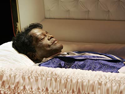 James brown in coffin - James brown