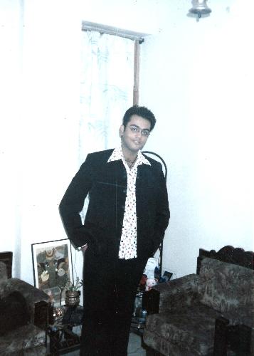 its me - its a recent photograph... hope u enjoy it