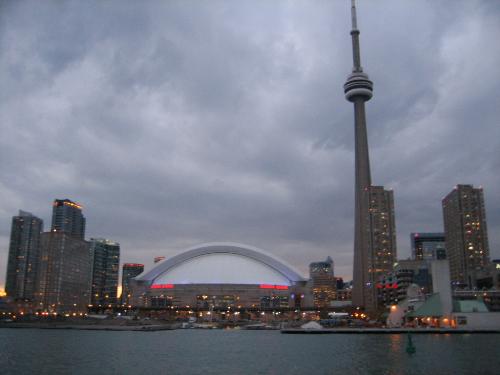 Skydome and CN Tower - The Skydome, now is called Rogres's Center and CN Tower