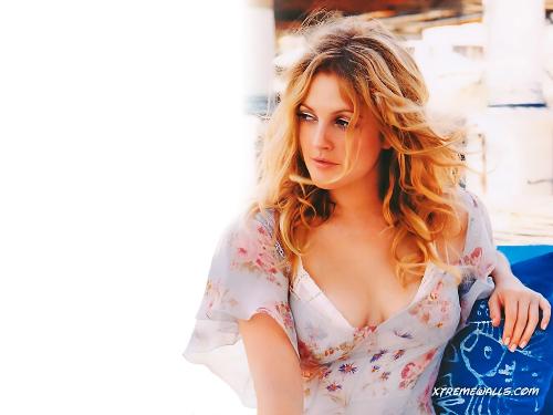 new!! - sexiest,beautiful heroine i ever seen