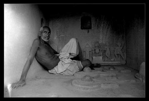 a beggar - hmmmmmmmmm