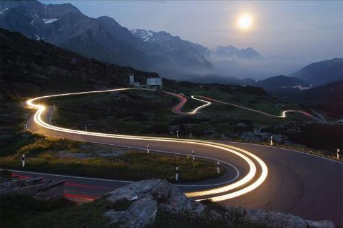 Highway - I just imagine myself with my love going on a long drive through this highway...!