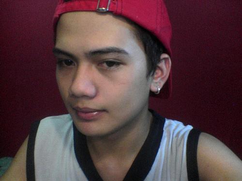 totoy bibo - its me! i look a young in this pic