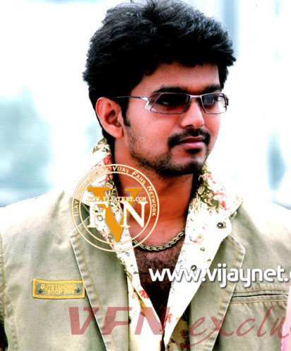 next ss - hey man he is the NEXT SUPERSTAR!!! he looks smart na!!! i just love this dude.. all the best VIJAY.