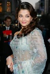 Aish - Do anybody hate Aishwarya Rai Aish - Do anybody hate Aishwarya Rai