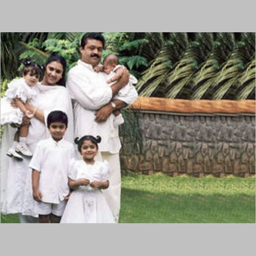 Suresh Gopi -  Suresh Gopi, the action hero of Malayalam cinema, was born on 25 June 1958. He entered the silverscreen as a child artist in the film Odayil Ninnu in 1965.   Film Career Suresh Gopi returned to Malayalam films after sometime in 1986. He acted as a supporting hero or as a villain in many movies. His first few movies were Rajavinte Makan, Manasilloru Manimuthu, Nandi Veendum Varika, Vazhiyorakkazhchakal, P.C. 369 and Irupatham Noottandu. He continued his acting career through movies like New Delhi, Witness, Moonnam Mura, Manu Uncle, Oru CBI Diary Kurippu, Nineteen Twenty One, News, Innale, Douthyam, Akshrathettu, Oru Vadakkan Veeragatha, Nagarangalil Chennu Raparkam, Kouthuka Varthakal, In Harihar Nagar, Aanaval Mothiram, Parallel College, Kuttapathram, Ente Sooryaputhrikku and Daddy.   Suresh Gopi's Rise to Stardom Though he had acted in a number of movies, he was always sidelined by other heroes in the early films. Suresh Gopis major breakthrough came with the action movie Thalasthanam in 1992. Then he acted in many hit movies like Manichithrathazhu and Paithrukam. He received many action films after the success of Thalasthanam. He performed well in the role of a Police Officer in films like Ekalavyan and Commissioner. His portrayal of the police commissioner Bharath Chandran IPS in Commissioner (1994) shot him to superstardom. Suresh Gopi continued doing action films like Mafia, City Police, Rudraksham, Kashmeeram, The City, Chukkan, Thakshasila, Karma, Aksharam, Rajaputhran, Mahatma, Janathipathyam, Gangothri and Bharatheeyam. His films Lelam and Vazhunnor became superhits.  Some of his major films in the next few years were Pathram, F.I.R, Satyameva Jayate, Millenium Stars, Cover Story, Thenkasipattanam, Randam Bhavam, Nariman, Makalkku and Sundrapurushan.   Downfall and Comeback But after a series of flops, he decided to take a break. In 2005, he returned to the silverscreen for portraying a character he had done 11 years ago, 'Bharathchandran IPS', in a film with the same name. The film became a superhit and Suresh Gopi retained his place as a Superstar in the Malayalam film industry. He played as a hero in many hit films like Rashtram, Interpol and Chinthamani Kolacase. His new films are Pathaka directed by K.Madhu, Aswaroodan by Jayaraj.  Awards Suresh Gopi's role in the film Kaliyattom as Kannan Perumalayan won him the National Award for the best actor in 1997. He was nominated for the Kerala State Award in the the Best Actor category for his portrayal of a mentally distressed person in Ullam and as a Doctor in Makalkku, but lost out to Mammootty.  Family  Sures Gopi is married to Radhika and the couple has four children.