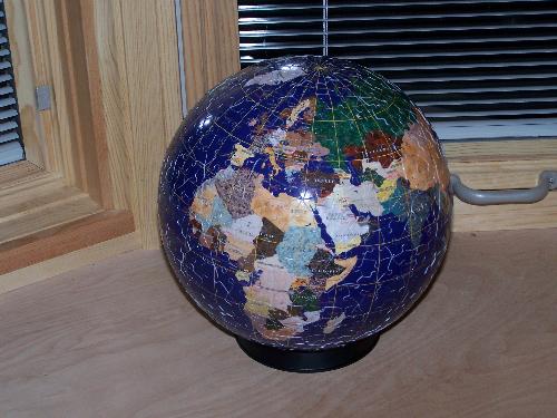 Globe puzzle - Europe from top view