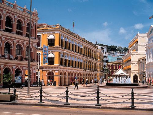 Macau, - Macau