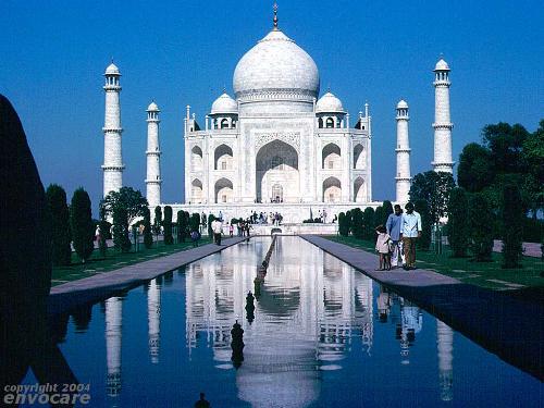 Taj Mahal - symbol of love - Beautiful Taj Mahal. it is famous for Love