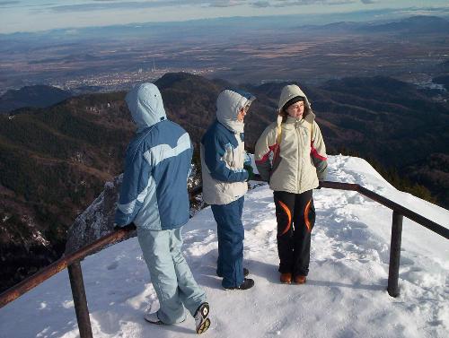 Poiana Brasov - My friends and the city in back